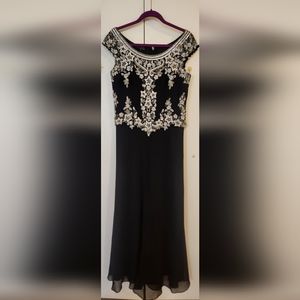 Black, Silver, White Beaded & Sequin Formal Gown - Prom - Homecoming  Sz 6
